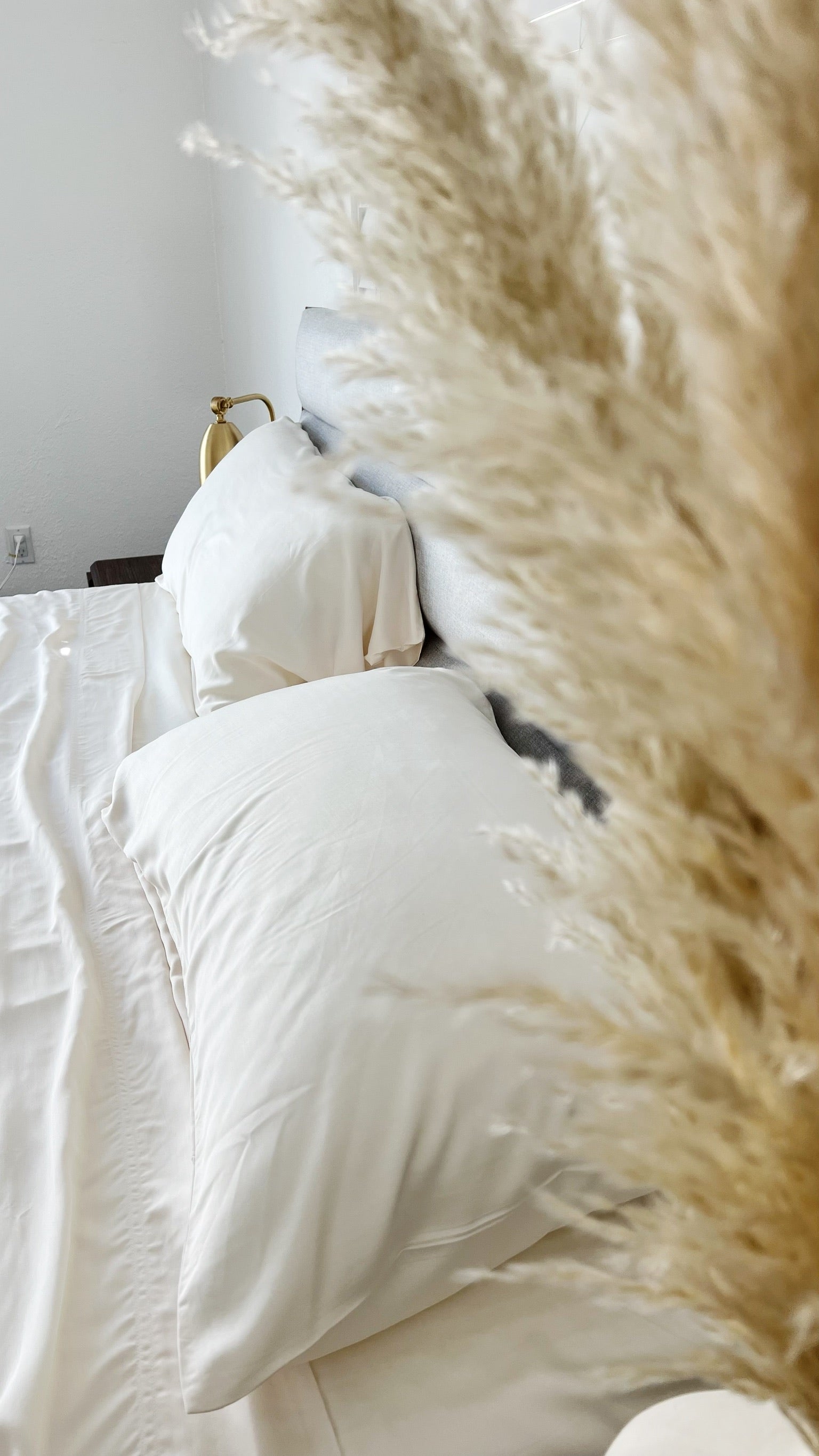 The Perfect Fall Bedroom: A Guide For the Coziest Season of The Year