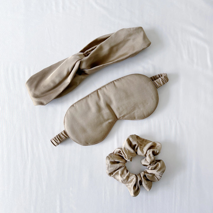 Luxurious self-care gift set in taupe for relaxation, comfort, and eco-friendly pampering